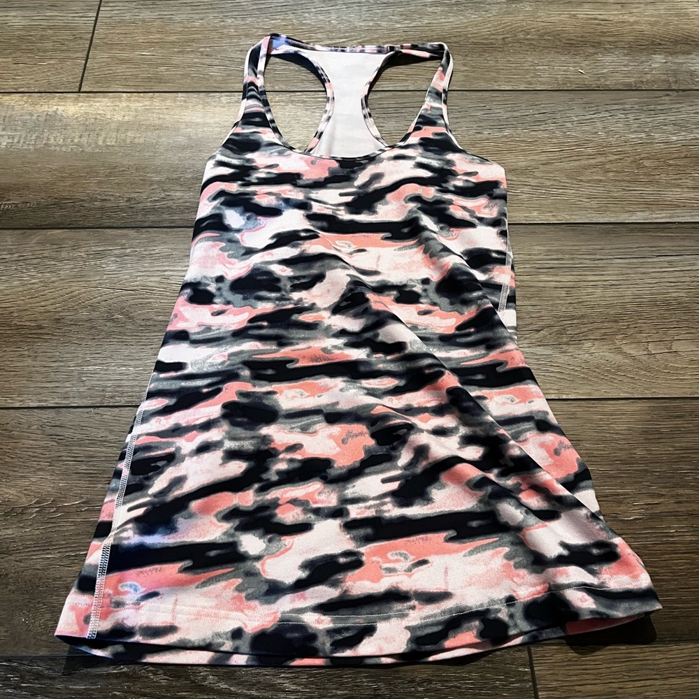 lululemon cool racerback tank top size 4